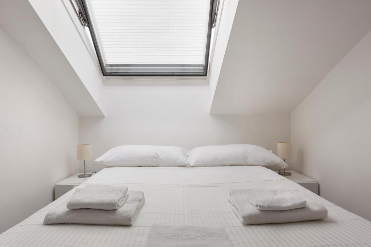 2 Bedroom 2 Bathroom Apt - Duomo 2 Mailand Exterior foto